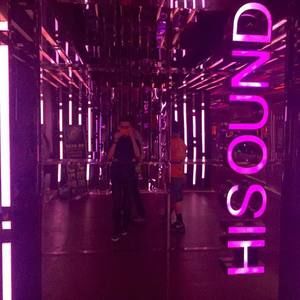 Meet your Posher, Devin